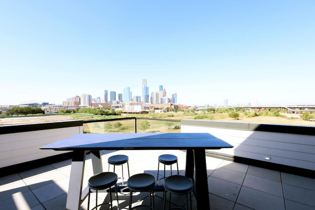 Comfortable Getaway Downtown Htx ヒューストン エクステリア 写真